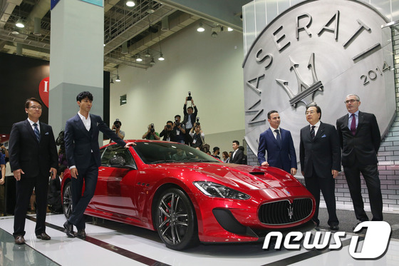 釜山國際車展開幕 現代汽車發布兩款新車