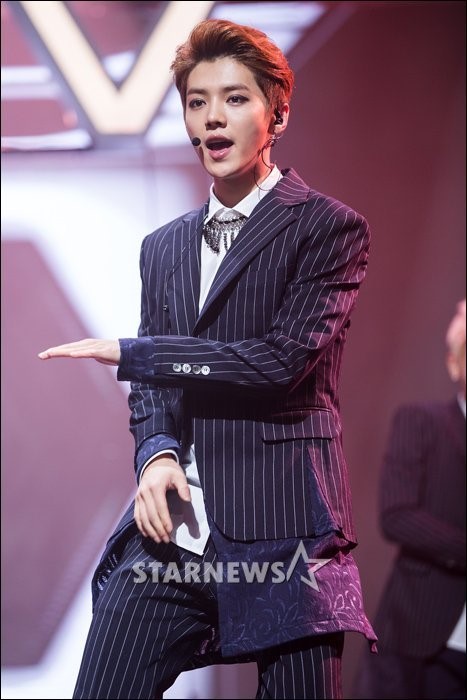 EXO驚艷亮相Mcountdown 帥氣舞姿迷倒眾人（組圖）
