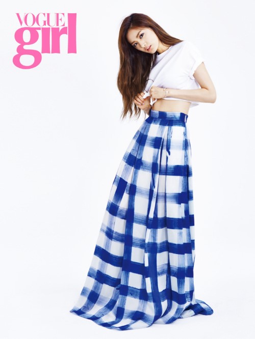 娜娜攜手“Vogue Girl”拍時尚大片   完美身材惹人羨（組圖）