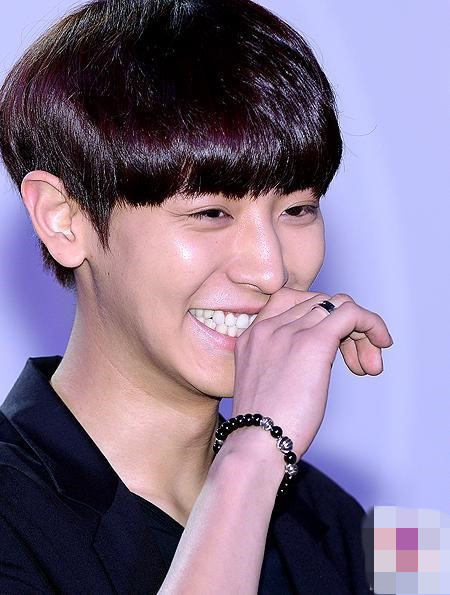 EXO出席“Fashion Kode 2014”時尚秀 Tao、Kai演繹另類“T臺秀”（組圖）