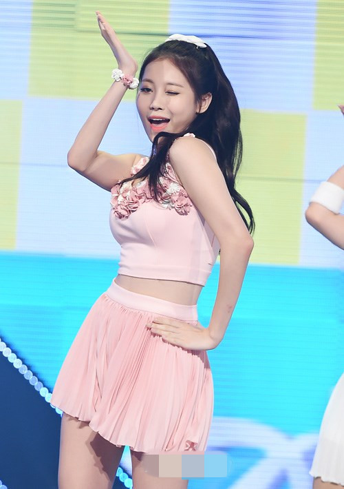 B1A4《冠軍秀》奪魁驚喜不已 Girl's Day粉嫩可愛（高清組圖）
