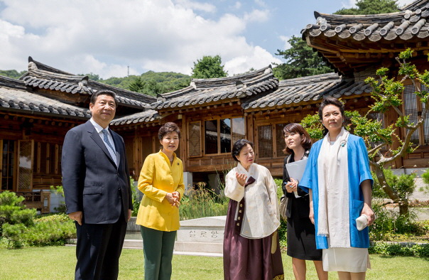 【組圖】樸槿惠總統別樣的風采