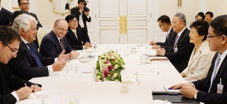 樸槿惠會見德國軟件商 擬加強軟件領域合作（組圖）