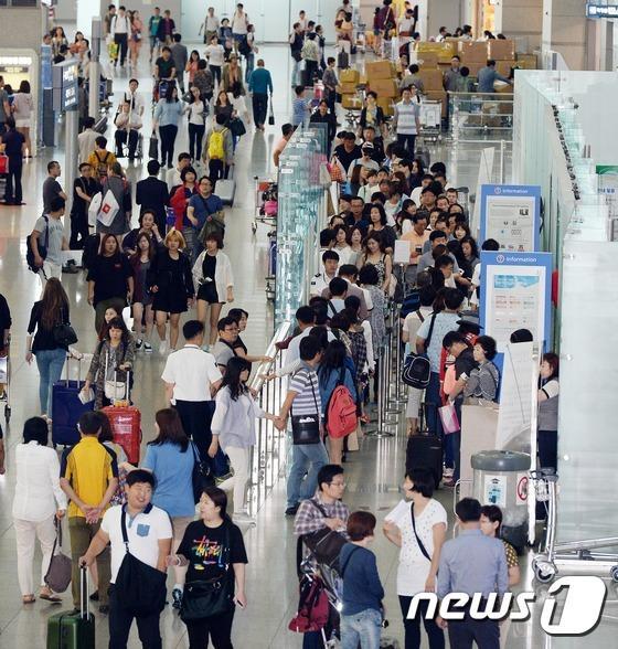 中秋小長假 韓國返鄉團圓潮海外旅行潮并現（組圖）