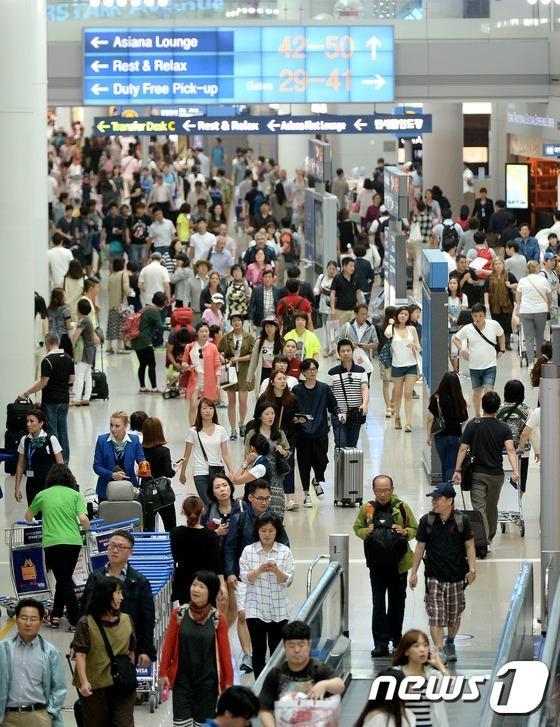 中秋小長假 韓國返鄉團圓潮海外旅行潮并現（組圖）