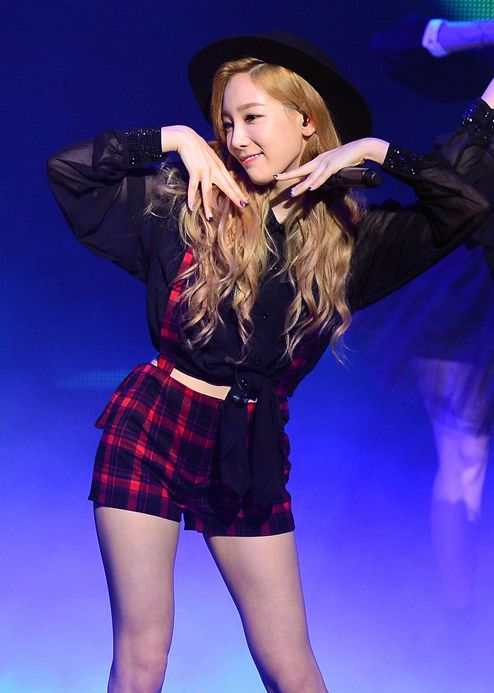 少女時代TTS“泰蒂徐”回歸秀 舞臺絢麗現場火爆（組圖）
