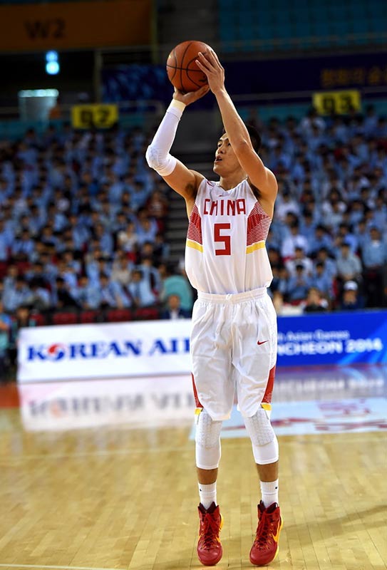 亞運男籃中國隊1分之差險勝中華臺北隊