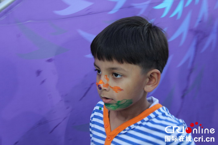 曲棍球賽場上印巴拉拉隊