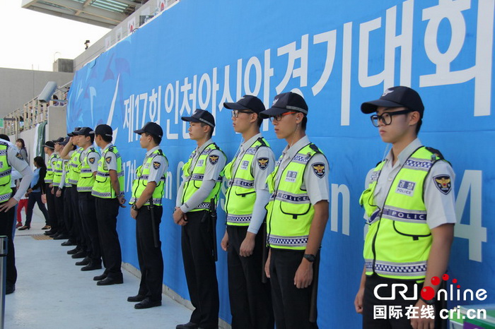 曲棍球賽場上印巴拉拉隊