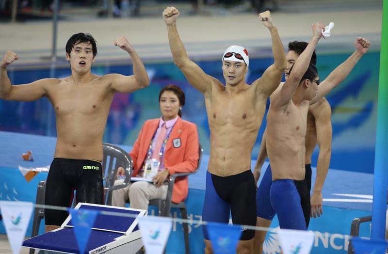 男子4x100混合泳接力 中國隊驚天大逆轉奪冠（組圖）