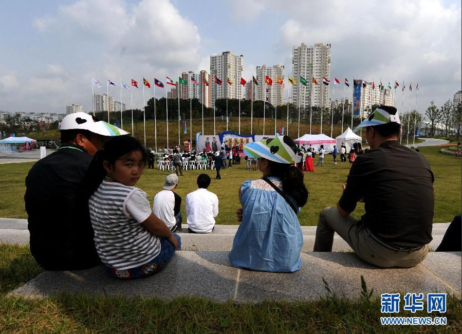亞運-運動員村舉行韓國傳統婚禮秀 （組圖）