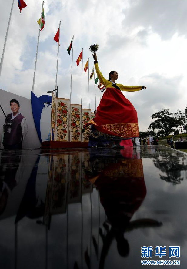 亞運-運動員村舉行韓國傳統婚禮秀 （組圖）
