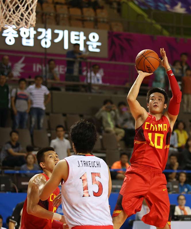 亞運男籃復賽中國72:79不敵日本 晉級形勢嚴峻(組圖)