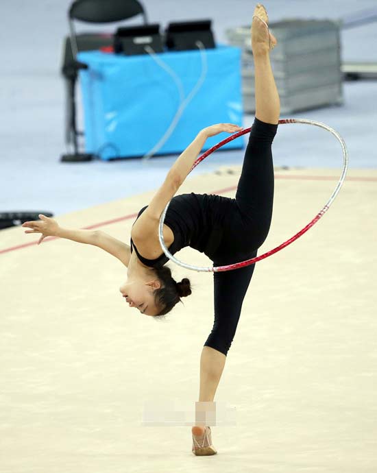 韓國“藝術體操精靈”孫妍在訓練照曝光 可愛清秀似蘿莉（組圖）