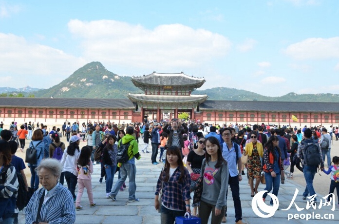 中國游客大贊韓國景區票價“實惠”