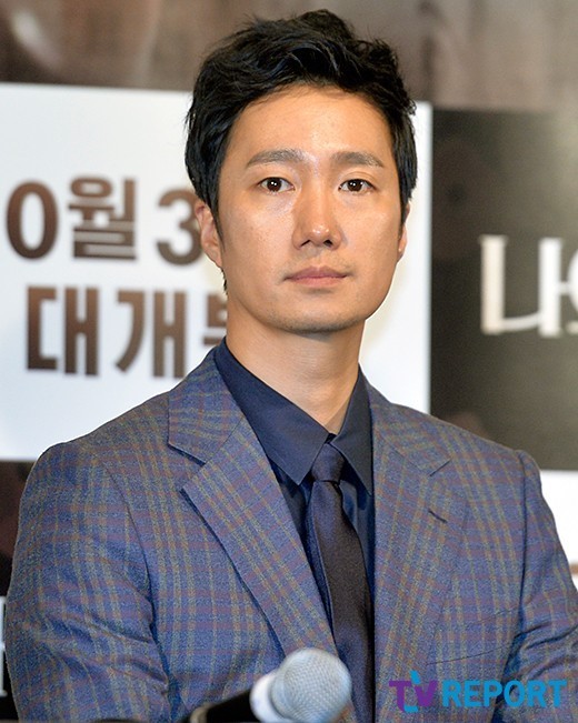 樸有天攜弟弟樸有煥帥氣亮相 金在中呂珍九助陣《我的獨裁者》發布會（組圖）