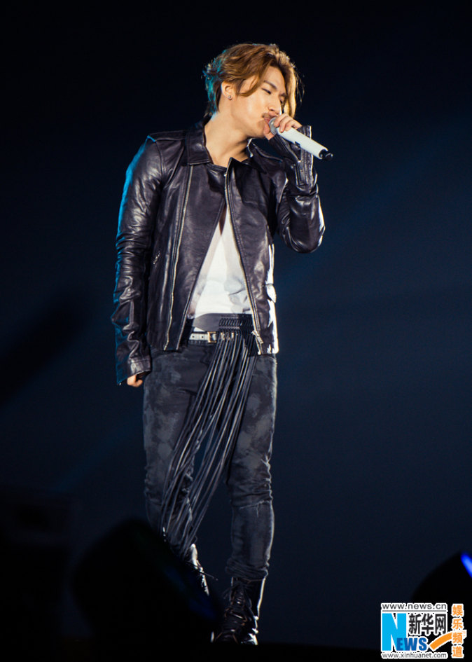 Bigbang熱舞獻唱鳥叔秀中文暖場 YG Family北京演唱會high翻全場（高清組圖）