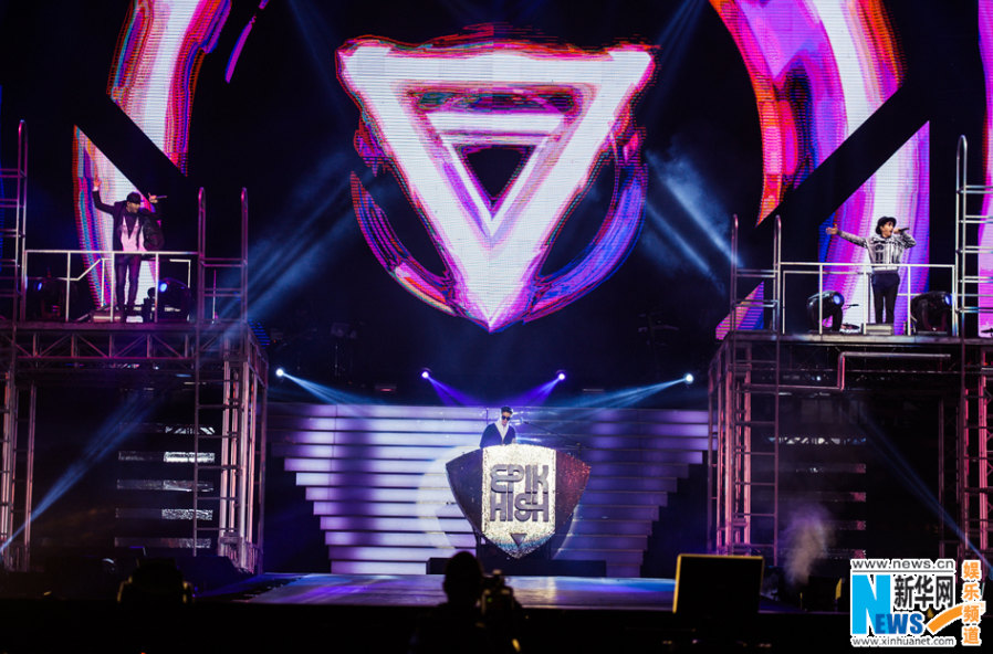 Bigbang熱舞獻唱鳥叔秀中文暖場 YG Family北京演唱會high翻全場（高清組圖）