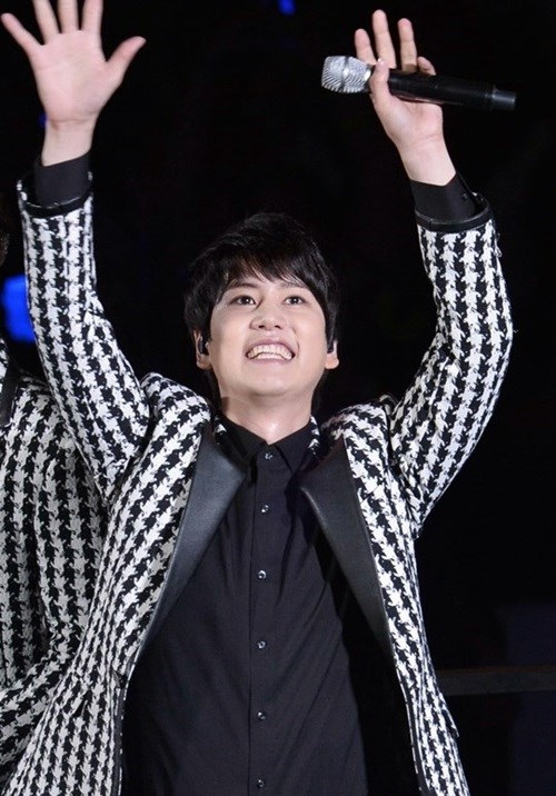 銀赫變裝海量私照大公開 super junior與“妖精們”走過的九年（組圖）
