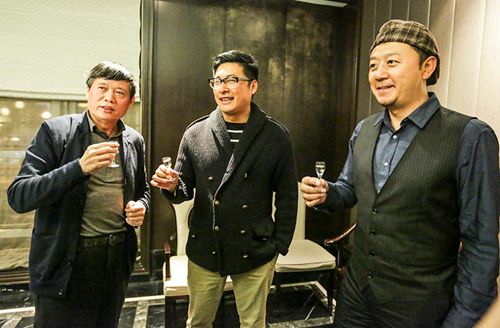 《爸爸的假期》殺青宴“F5天團”搞怪賣萌 中韓星爸萌娃爆笑賀歲（組圖）