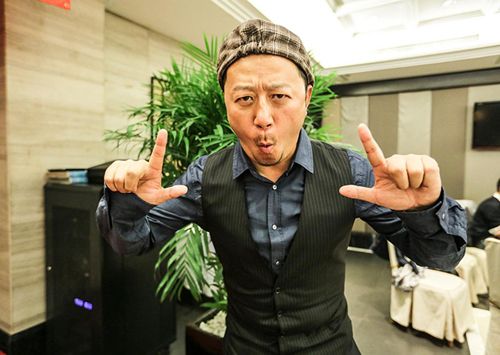 《爸爸的假期》殺青宴“F5天團”搞怪賣萌 中韓星爸萌娃爆笑賀歲（組圖）