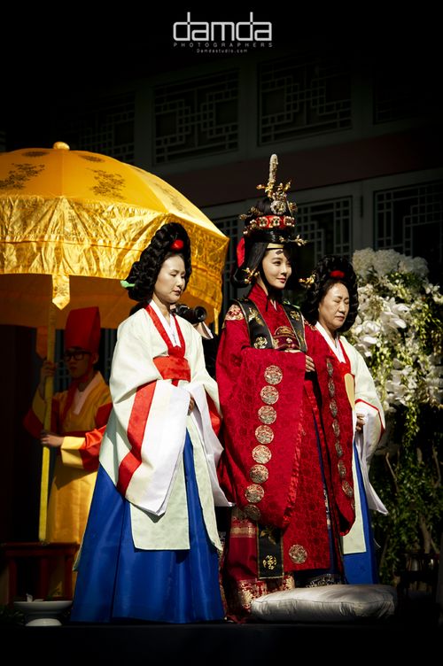 高梓淇蔡琳韓國傳統婚禮現場曝光 身著韓服顯端莊(組圖)