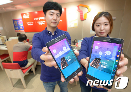 三星Galaxy Note Edge手機面市 曲面側屏設計成亮點（組圖）