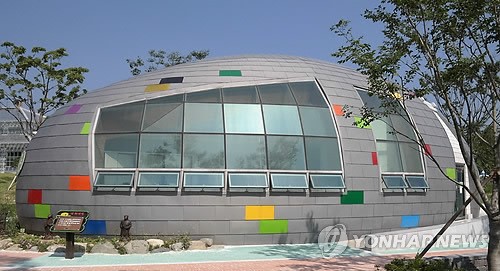 慶州東宮苑的“卵”衛生間獲評“2014韓國最美衛生間”（圖片來源：韓聯社）