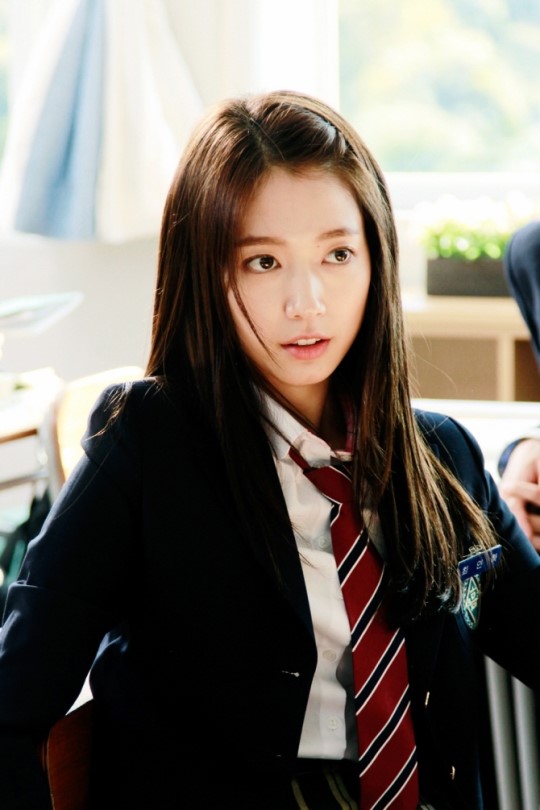 《匹諾曹》首播收視率7.8% 李鐘碩樸信惠變身記者（組圖）