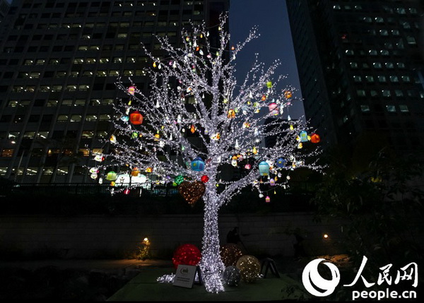 首爾燈節在清溪川廣場隆重舉行