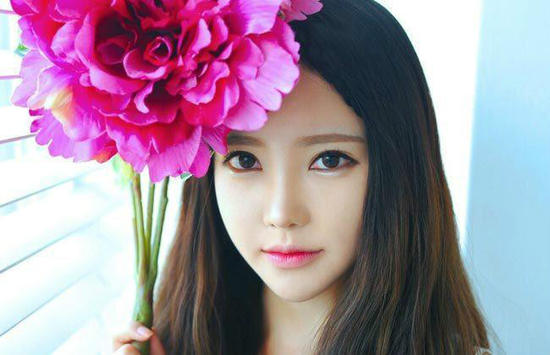 韓國游戲萌系女主播 美若天仙大秀性感美腿（組圖）