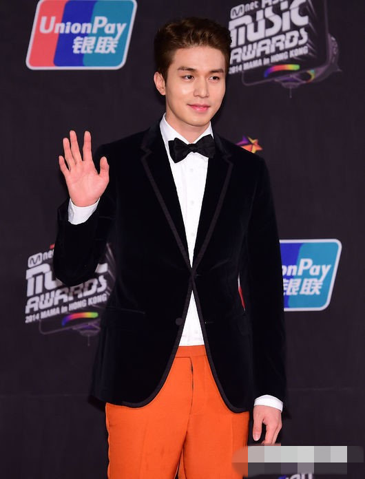 “2014MAMA”大匯總 exo斬獲“四冠王”眾女星紅毯比美（組圖）