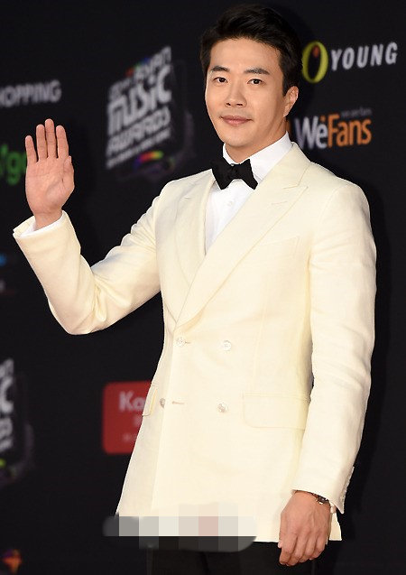 “2014MAMA”大匯總 exo斬獲“四冠王”眾女星紅毯比美（組圖）