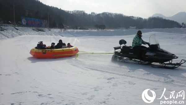 韓國平昌鱒魚節開幕 雪地冰釣樂趣無窮
