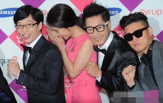 “2014SBS演藝大賞”紅毯照盤點 GOT7Jackson帥氣“周一情侶”最搶鏡（組圖）