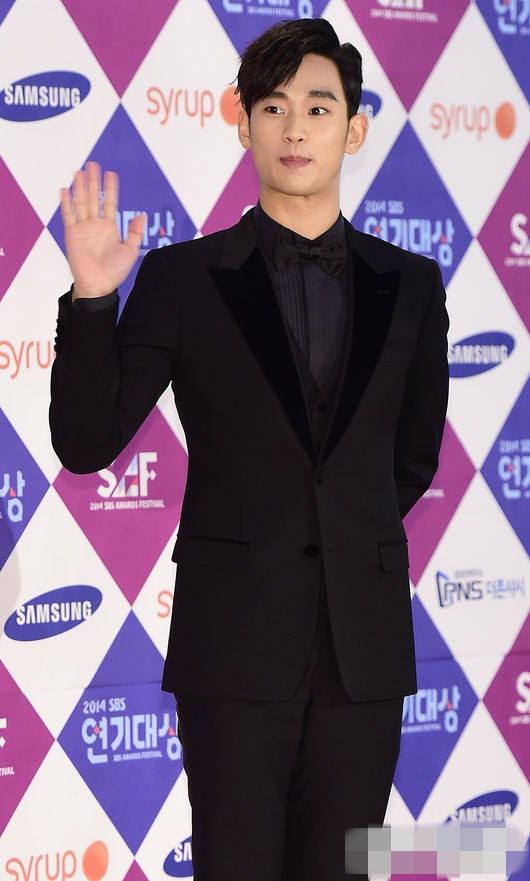 “2014SBS演技大賞”美照大匯總 全智賢奪“年度大賞”二賢合體受關注（組圖）