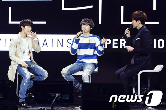 Super Junior小分隊舉行新專showcase 東海銀赫現場秀兄弟情（組圖）