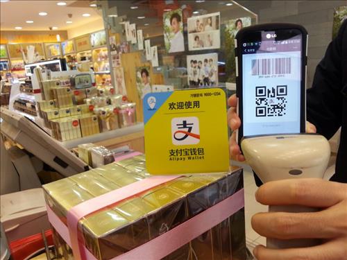 9日，支付寶錢包正式登陸韓國實體店。（圖片來源：韓聯社）