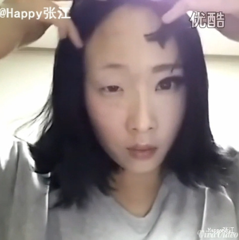 【組圖】韓國妹子驚人卸妝過程：擦一擦五官不見了！