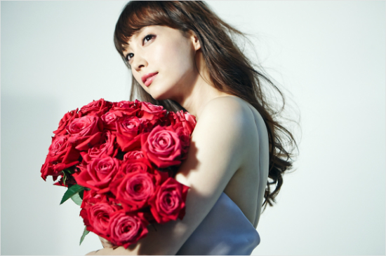 5月14日的玫瑰情人節情人是戀人們互送玫瑰表達愛意的日子。