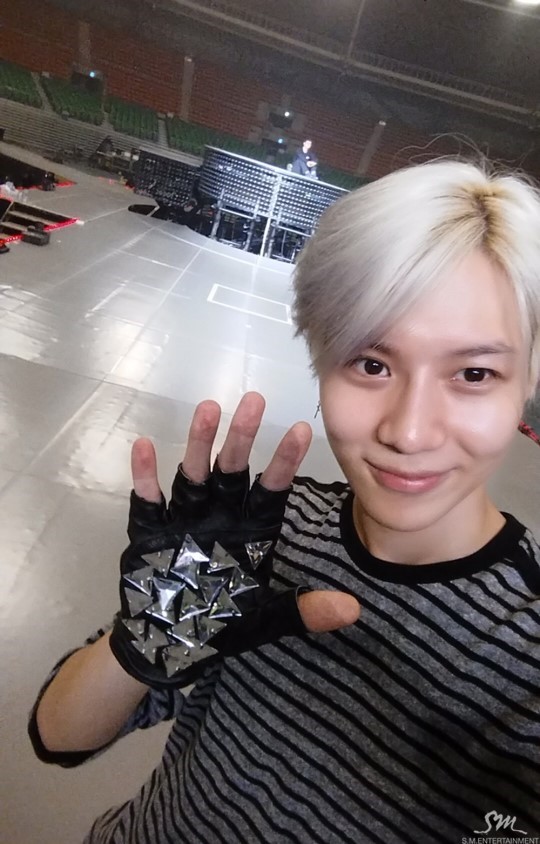 SHINee新專輯幕后照公開 泰民素顏皮膚贊【組圖】