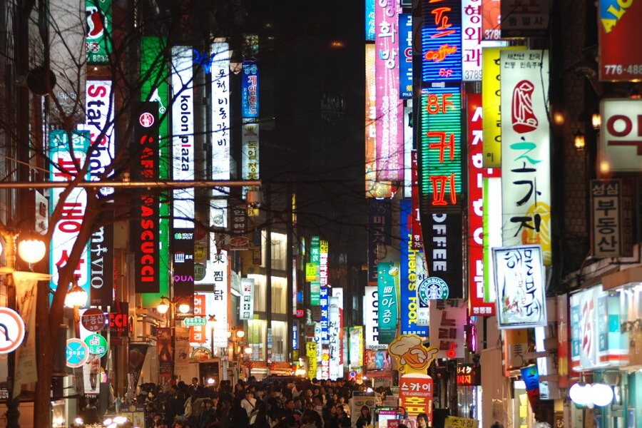 外國游客首爾行 愛購物更愛美食【高清組圖】