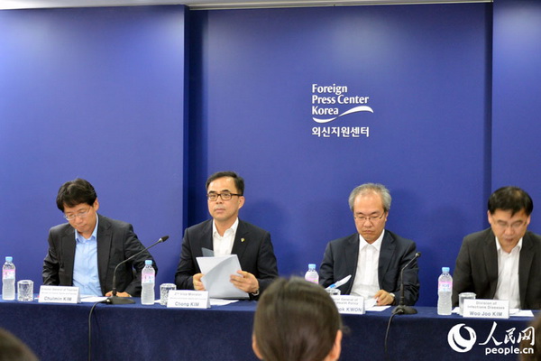韓政府稱MERS疫情尚在可控范圍 已下令禁止隔離者出國