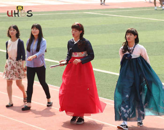 韓國高中奇葩畢業照 前方高能預警【組圖】