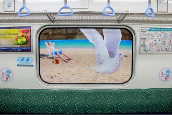 在地鐵上看海：釜山“海灘地鐵”帶來清涼一夏【組圖】