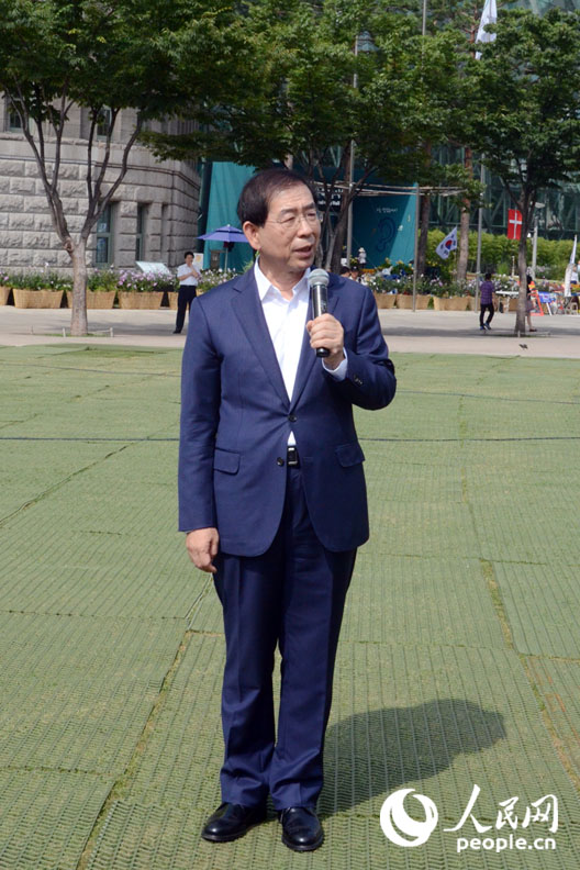 首爾圖書館變身“韓屋”  講述市民的光復故事【組圖】