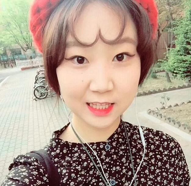 韓國流行“愛心劉?！?美女網上紛紛曬照【組圖】