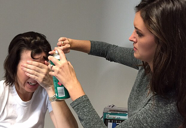 韓國流行“愛心劉?！?美女網上紛紛曬照【組圖】