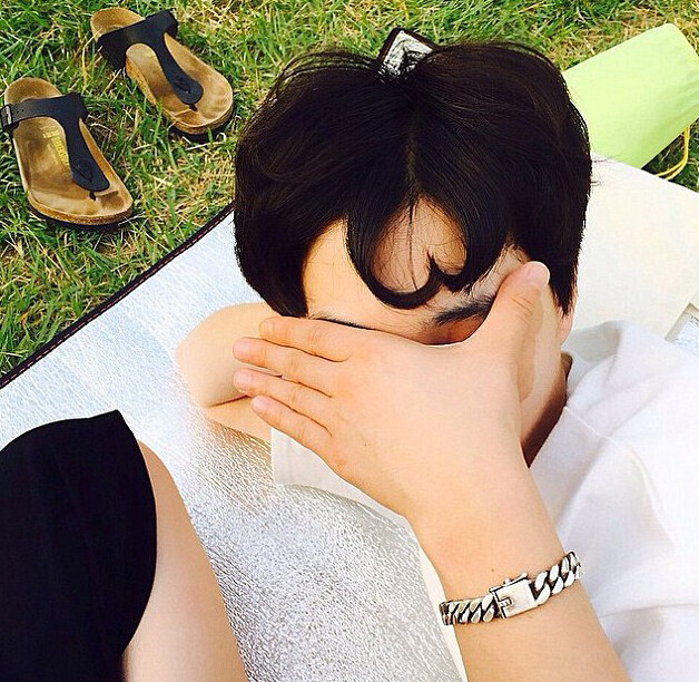 韓國流行“愛心劉?！?美女網上紛紛曬照【組圖】