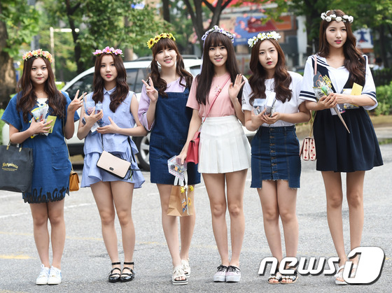 Tara A pink“ 上班路”斗艷 got7成員Jackson潮范十足【組圖】